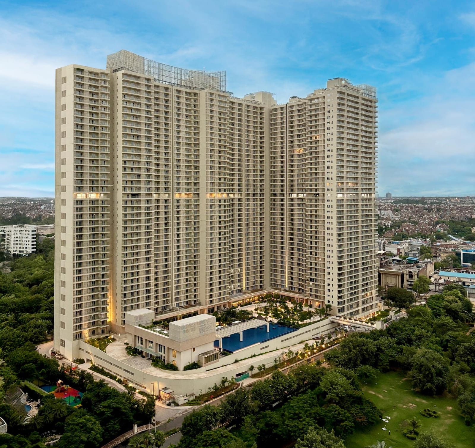 DLF ONE Midtown