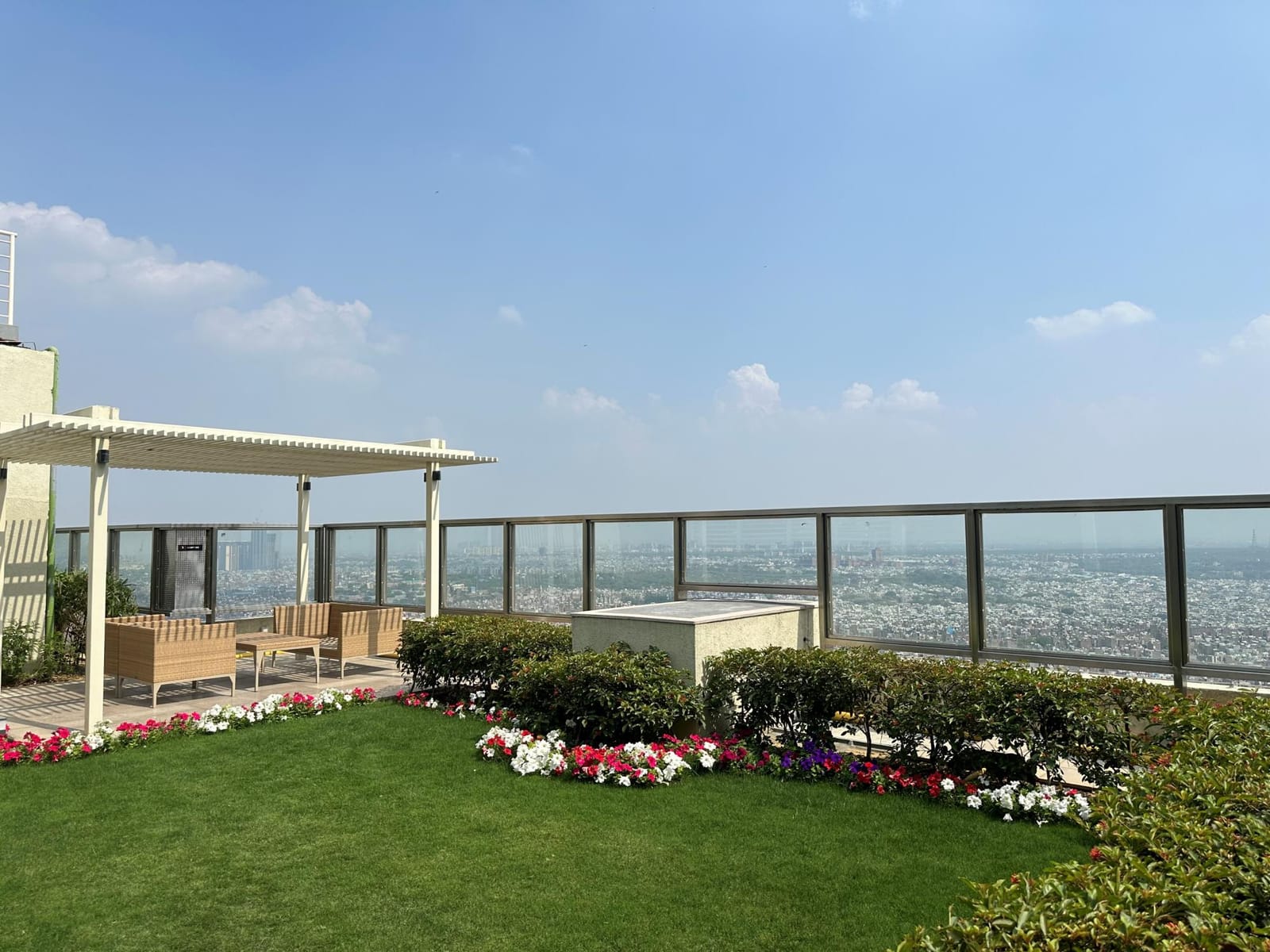 Rooftop terrace garden, DLF ONE Midtown